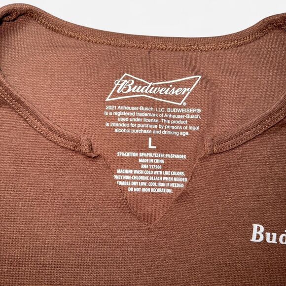 Budweiser Cropped Brown T-Shirt - Picture 3 of 6